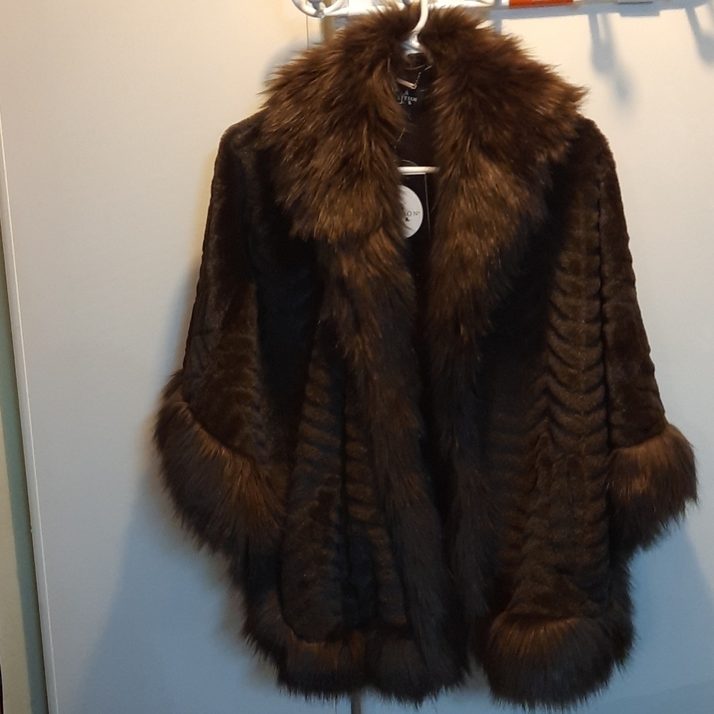 LA Coaliton brown faux fur cape